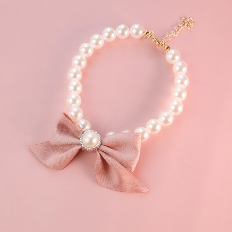 Pearls collar